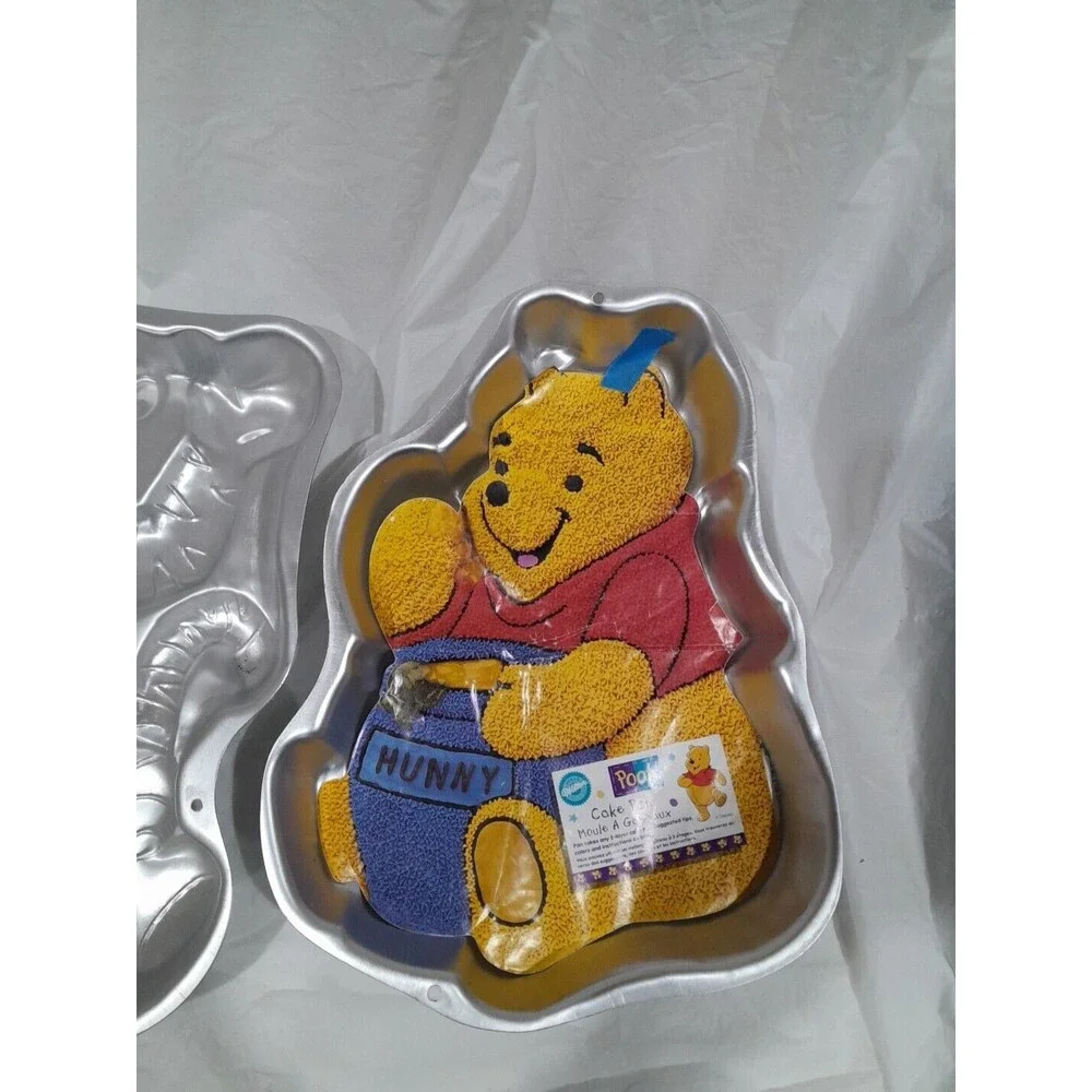 Wilton Cake Pans Winnie The Pooh And Tigger